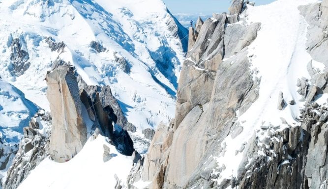 Toujours plus haut | First Ascent