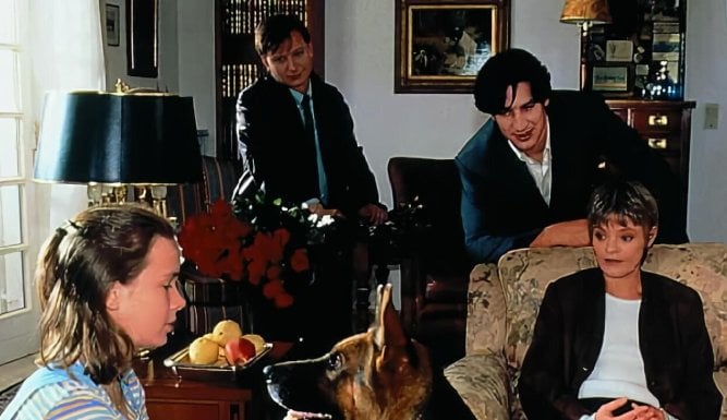 Rex, chien flic | Kommissar Rex (Blutrote Rosen)